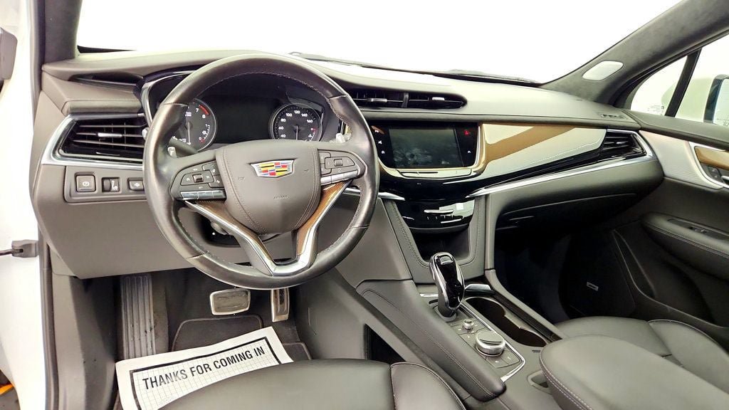 Used 2024 Cadillac XT6 Sport w/ Platinum Package AWD/4WD image 13