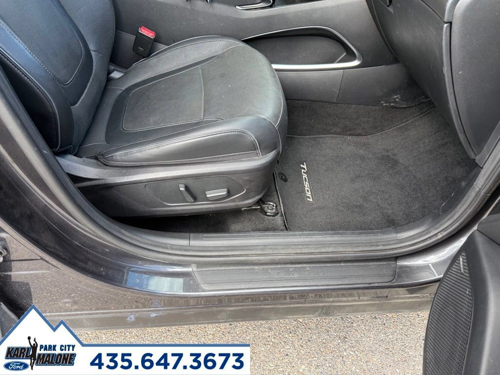 Used 2022 Hyundai Tucson Limited w/ Cargo Package AWD/4WD image 38