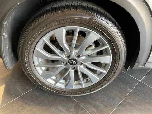 Used 2023 INFINITI QX50 Luxe AWD/4WD image 8