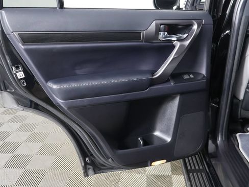 Used 2023 Lexus GX 460 w/ Black Line Special Edition AWD/4WD image 27