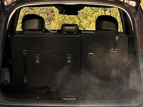 Used 2022 Kia Telluride LX image 25