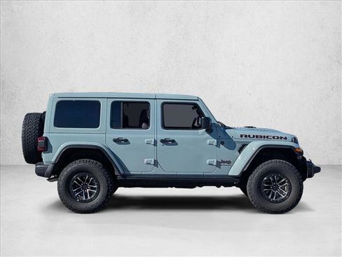 Used 2024 Jeep Wrangler Unlimited Rubicon image 4