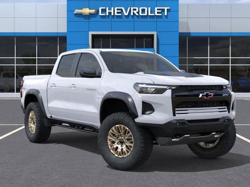 New 2026 Chevrolet Colorado ZR2 w/ Technology Package AWD/4WD image 7