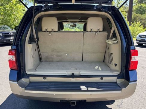 Used 2013 Ford Expedition XLT AWD/4WD image 17