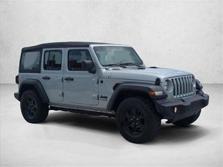 Used 2022 Jeep Wrangler Unlimited Sport AWD/4WD video 3