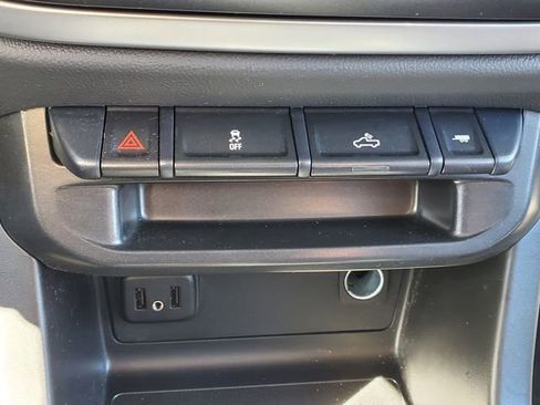 Certified 2022 Chevrolet Colorado LT w/ LT Convenience Package image 33