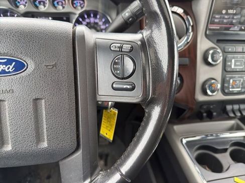 Used 2013 Ford F350 Lariat w/ Chrome Pkg image 18