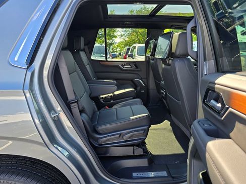 New 2026 GMC Yukon Denali w/ Denali Reserve Package AWD/4WD image 29