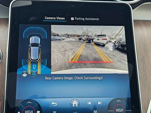 Certified 2025 Mercedes-Benz GLC 300 4MATIC image 39