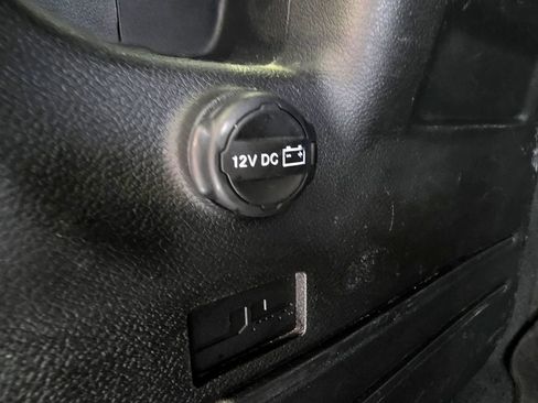 Used 2022 Jeep Wrangler Unlimited Sport AWD/4WD image 8