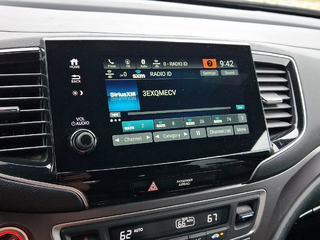 Used 2023 Honda Passport EX-L image 3