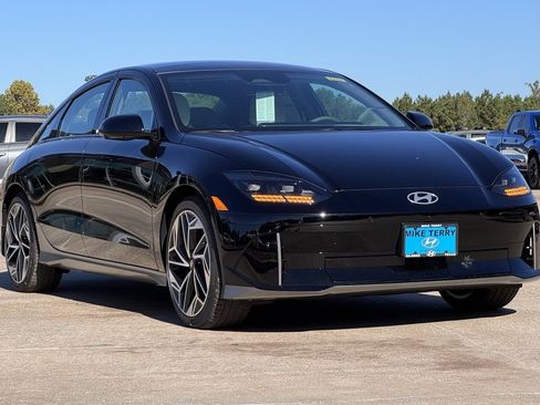 New 2025 Hyundai Ioniq 6 Limited image 10