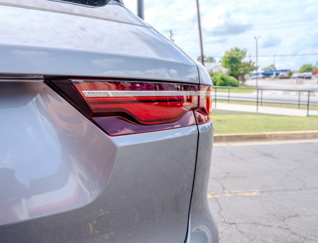 Used 2024 Jaguar F-PACE R-Dynamic S AWD/4WD image 26