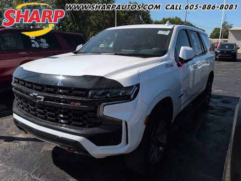 Used 2024 Chevrolet Tahoe Z71 w/ Luxury Package AWD/4WD image 1