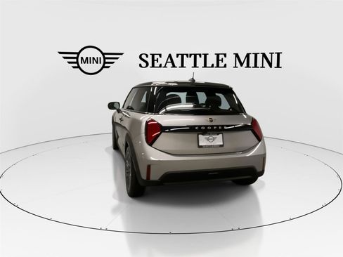 New 2026 MINI Cooper 2-Door Hardtop FWD image 9