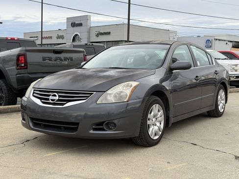Used 2010 Nissan Altima 2.5 S image 25