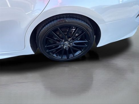 Used 2022 Toyota Camry XSE image 38
