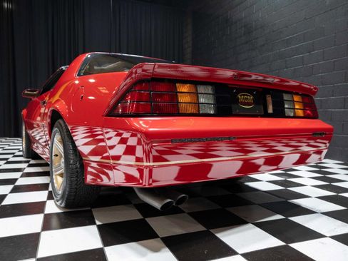 Used 1989 Chevrolet Camaro IROC-Z image 26