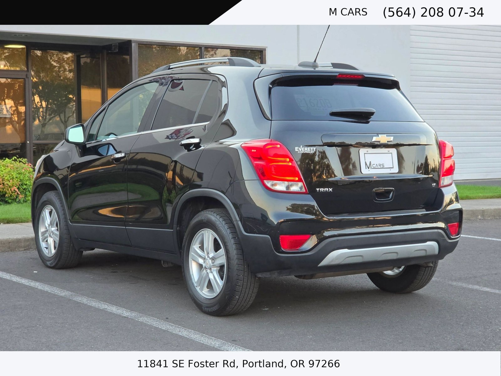 Used 2020 Chevrolet Trax LT w/ LT Convenience Package FWD image 8