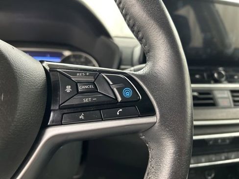 Used 2023 Nissan Altima 2.5 SL AWD/4WD image 10