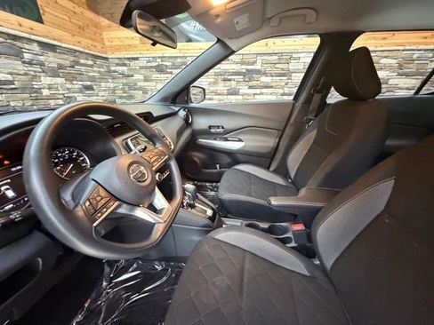 Used 2020 Nissan Kicks SV FWD image 13