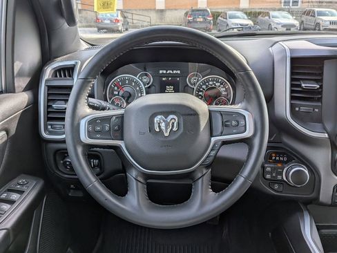 Used 2023 RAM 1500 Big Horn image 13