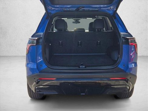 Used 2025 Chevrolet Equinox RS FWD image 6