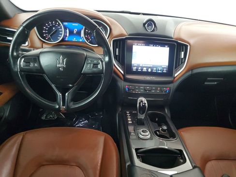 Used 2018 Maserati Ghibli image 45