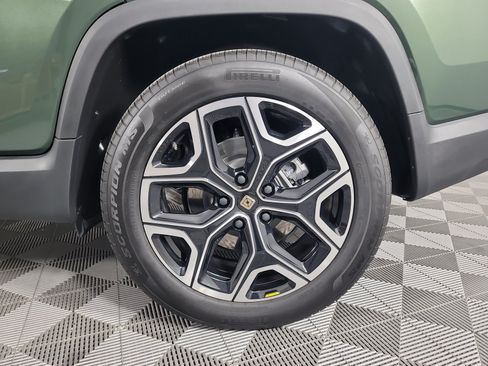 Used 2025 Rivian R1T Adventure AWD/4WD image 10
