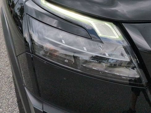 Used 2023 Nissan Pathfinder Rock Creek AWD/4WD image 10