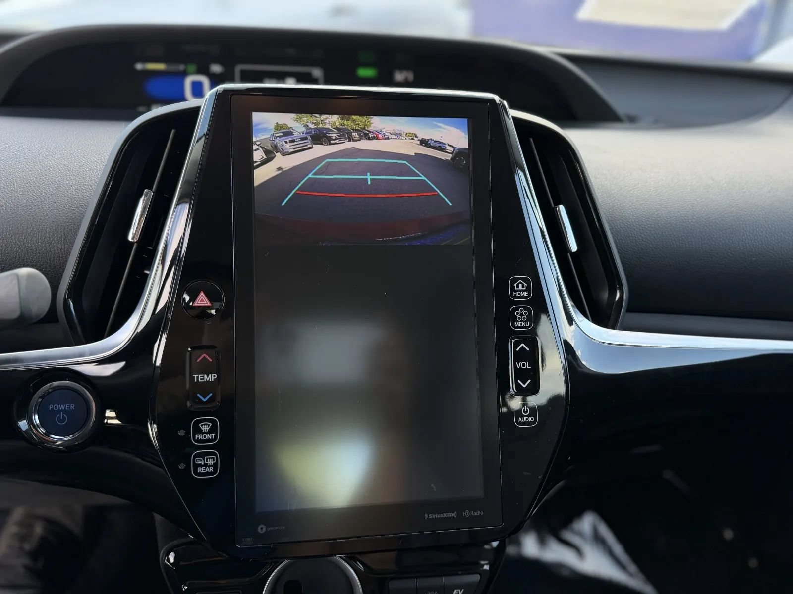 Used 2020 Toyota Prius Prime XLE FWD image 30
