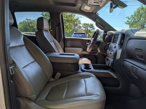 Used 2019 GMC Sierra 1500 SLT AWD/4WD image 28