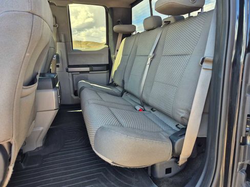 Used 2015 Ford F150 XLT w/ Equipment Group 302A Luxury image 28