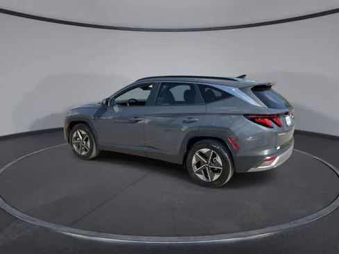 Used 2025 Hyundai Tucson SEL FWD image 6