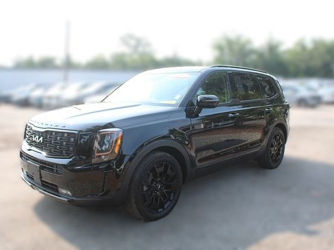 Certified 2022 Kia Telluride SX w/ SX Prestige Package AWD/4WD image 16