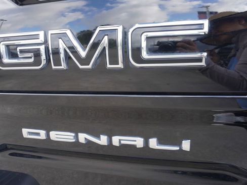 Used 2023 GMC Sierra 1500 Denali image 31