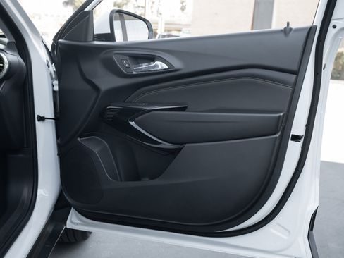 New 2026 Chevrolet Trax LT image 99