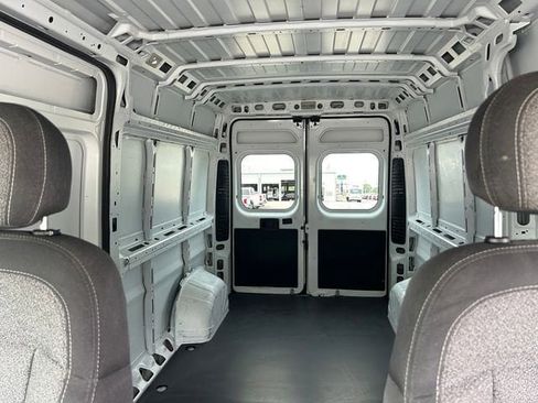Used 2023 RAM ProMaster 2500 FWD image 25