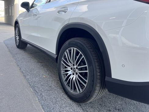 Used 2026 Mercedes-Benz GLC 300 4MATIC image 9