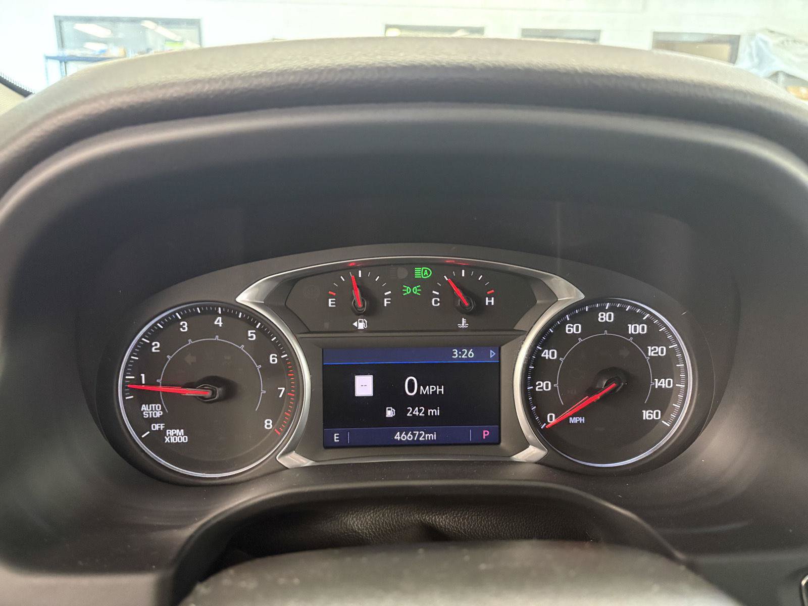 Used 2022 GMC Acadia SLE w/ Driver Convenience Package FWD image 36
