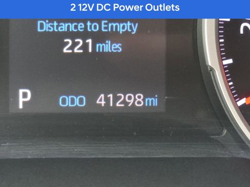 Used 2019 Toyota RAV4 LE image 29