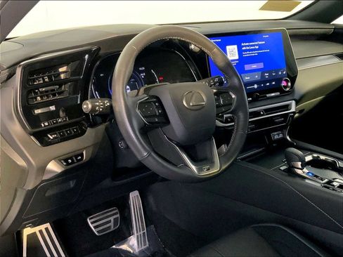 Used 2023 Lexus RX 500h F Sport AWD/4WD image 4
