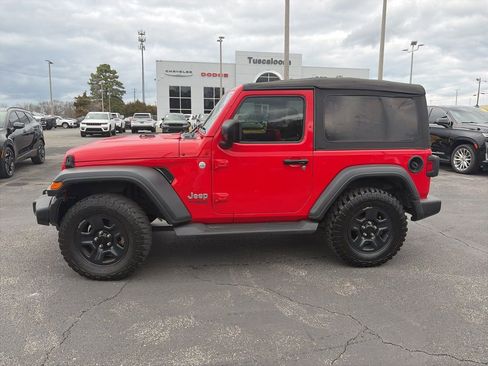 Used 2018 Jeep Wrangler Sport S image 4
