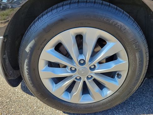 Used 2015 Kia Sedona EX w/ EX Premium Package image 31