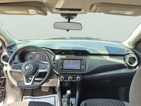 Used 2021 Nissan Kicks S FWD image 18