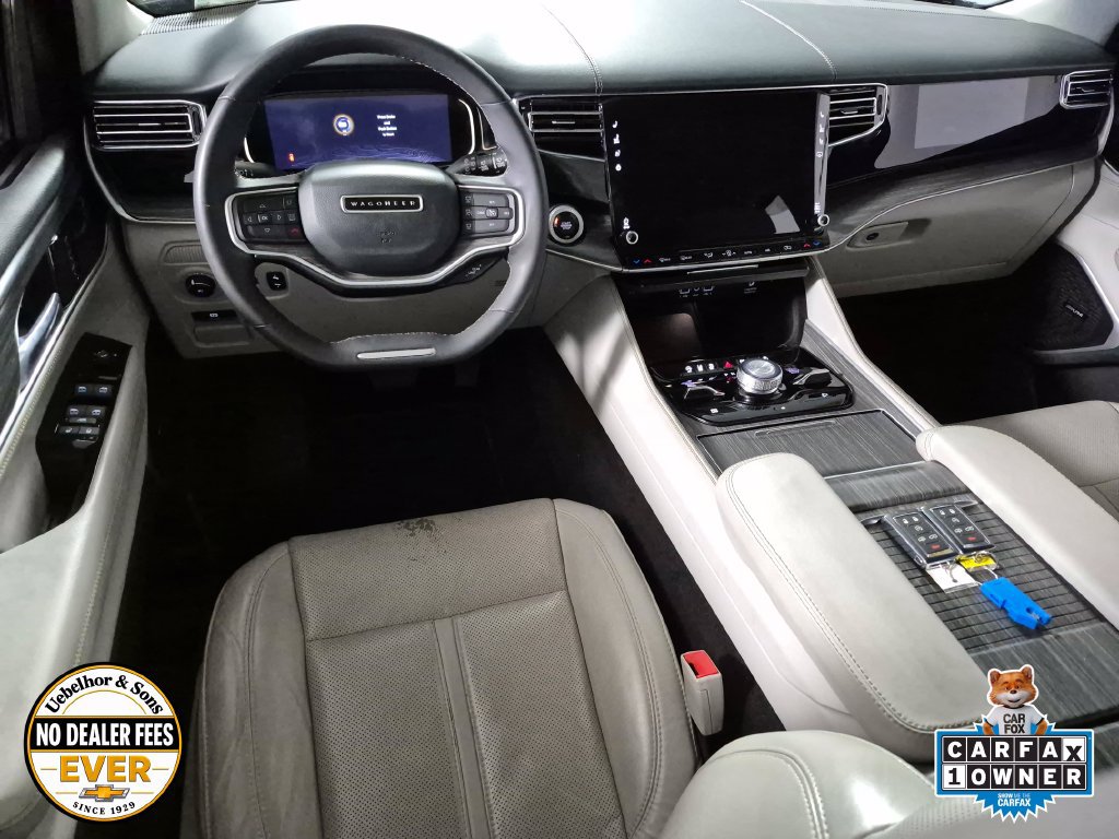 Used 2023 Jeep Wagoneer Series III w/ Preferred Equipment Group AWD/4WD image 10