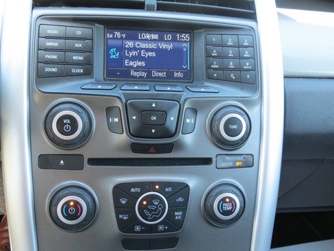 Used 2013 Ford Edge SEL FWD image 11