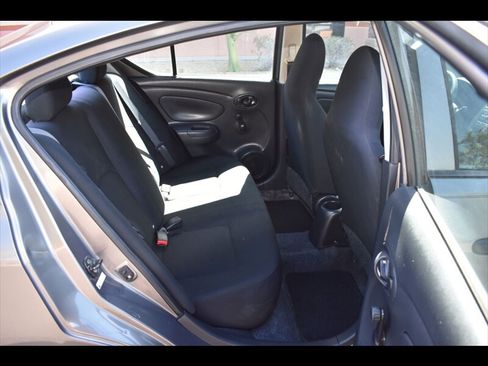 Used 2014 Nissan Versa S Plus FWD image 21