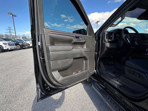 Certified 2023 Chevrolet Silverado 1500 RST w/ LPO, Dark Essentials Package AWD/4WD image 24