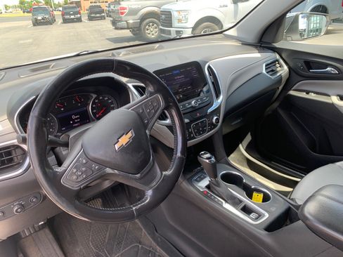 Used 2020 Chevrolet Equinox Premier AWD/4WD image 9